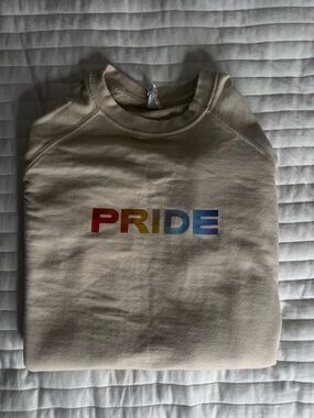 TIKTOK original Cream Crewneck Sweatshirt with Rainbow PRIDE Graphic